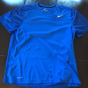 Men’s XL Men’s Dry Fit Short Sleeves